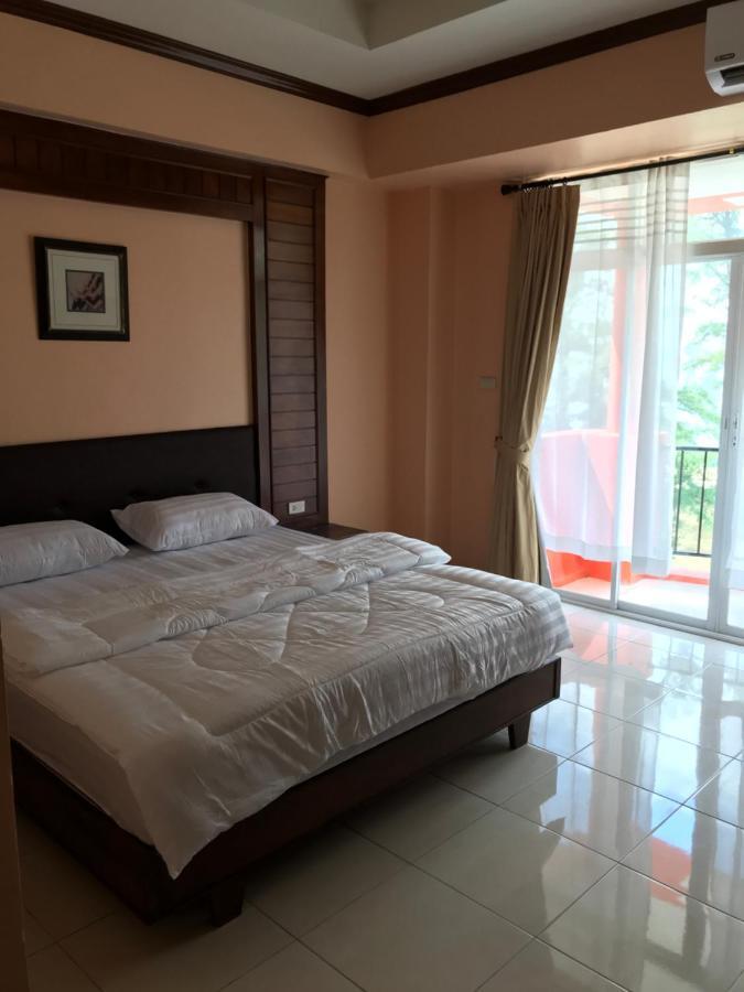 Sunny Beach View Guesthouse Ban Karon Екстериор снимка